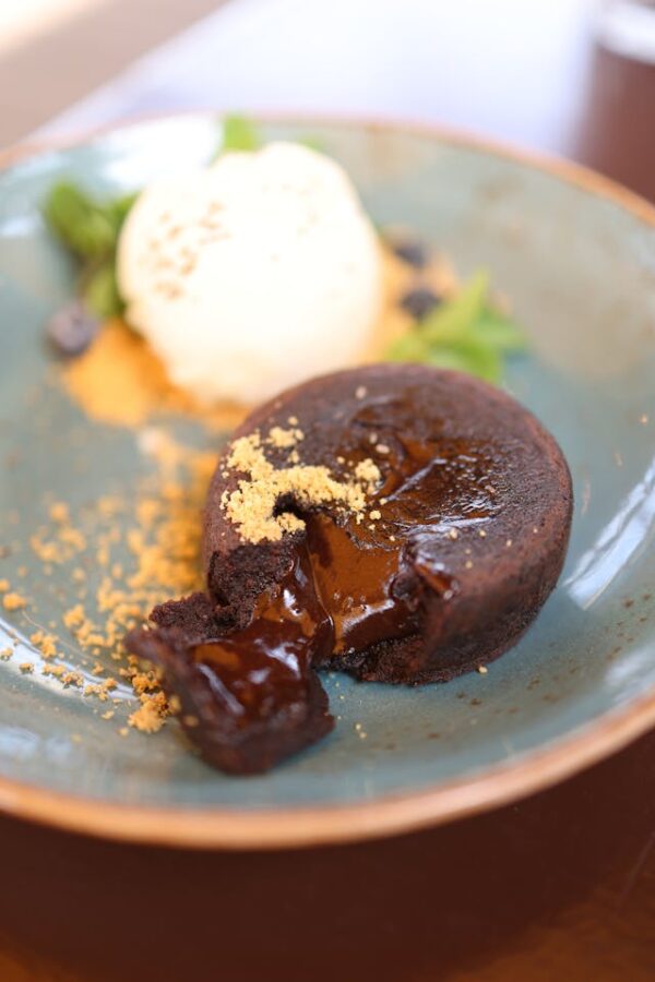 Choco lava cake